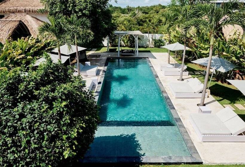 White Palm Hotel Bali