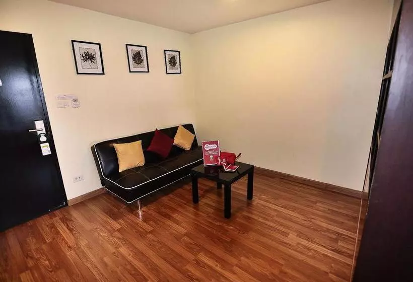 هتل Zen Rooms Boss Prakanong