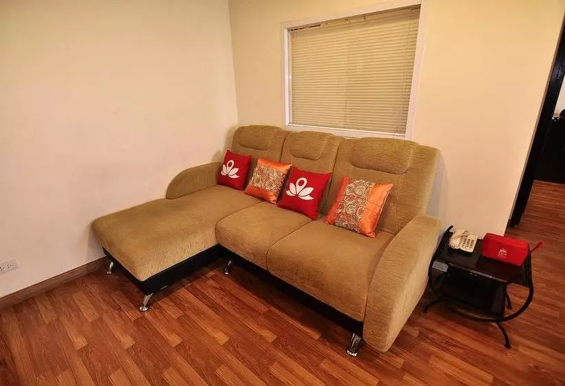 هتل Zen Rooms Boss Prakanong