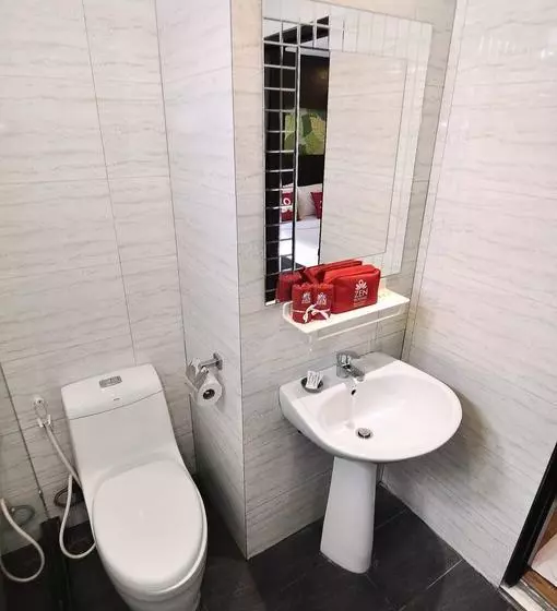 هتل Zen Rooms Boss Prakanong