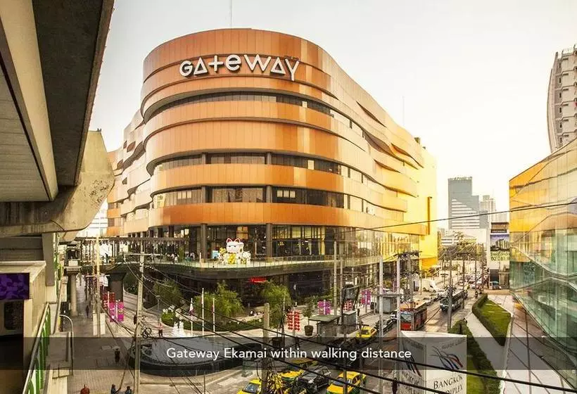 هتل Zen Rooms Boss Prakanong