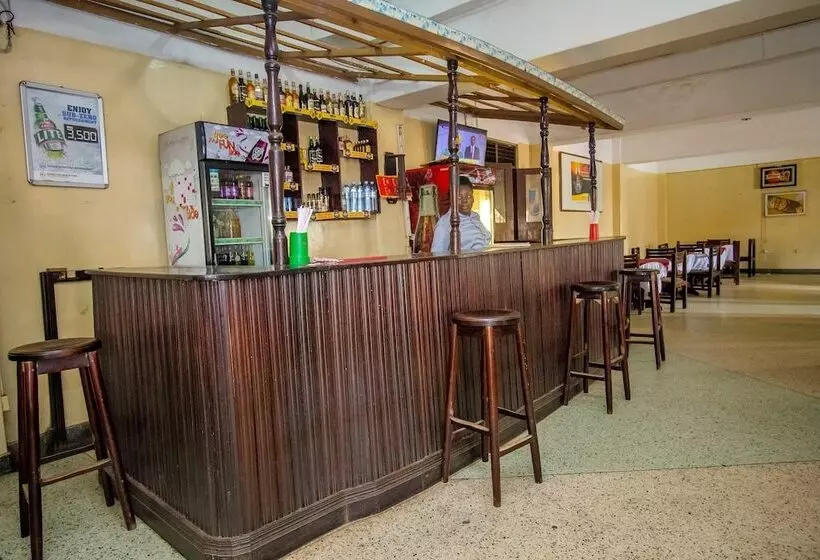 Mwana Highway Hotel Iganga