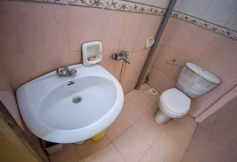 Mwana Highway Hotel Iganga