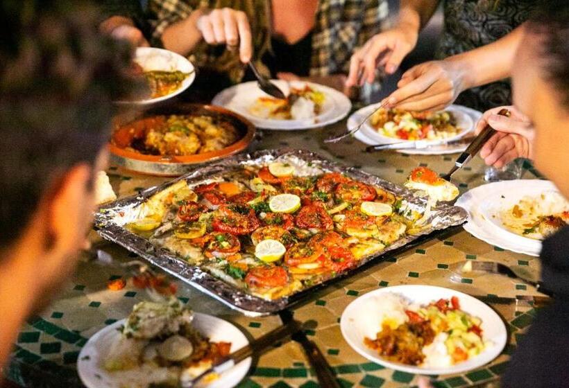 Отель Essaouira Beach Hostel