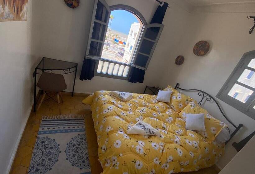 Отель Essaouira Beach Hostel