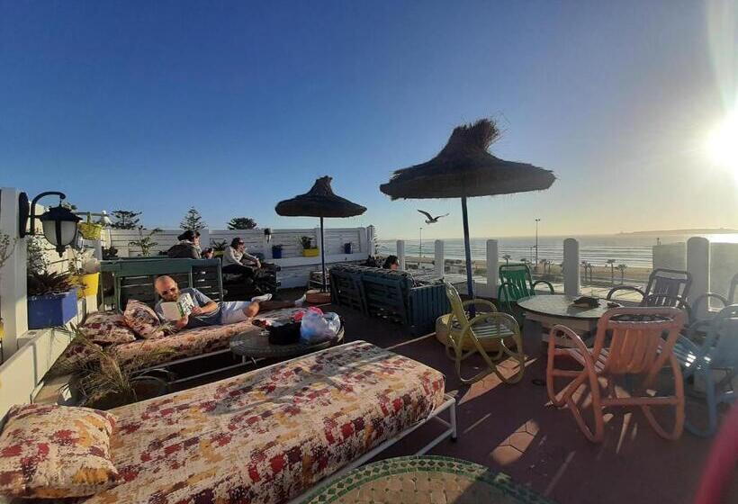 Отель Essaouira Beach Hostel