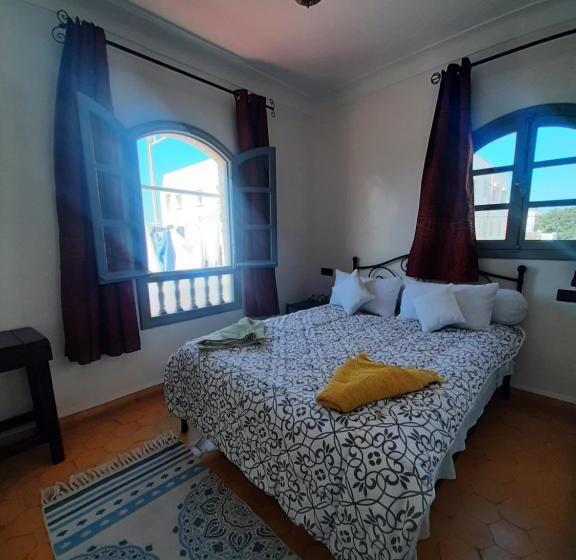 Отель Essaouira Beach Hostel