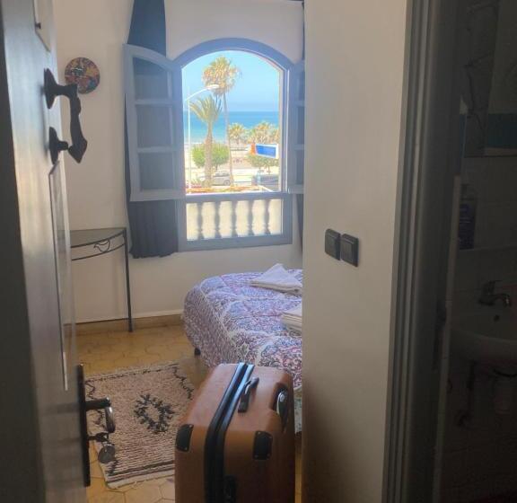 Отель Essaouira Beach Hostel