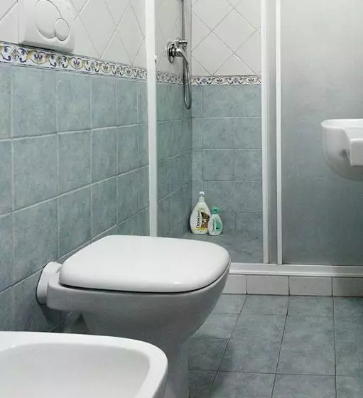 هتل Guesthouse Stazione Pisa Centro