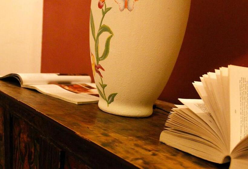 هتل Guesthouse Stazione Pisa Centro