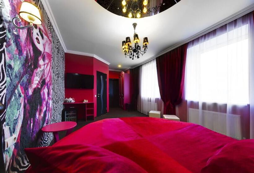 Hotel Marton Stachki