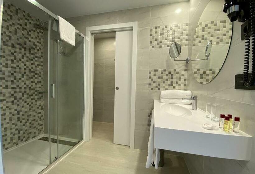 בית מלון כפרי New Bilbao Airport