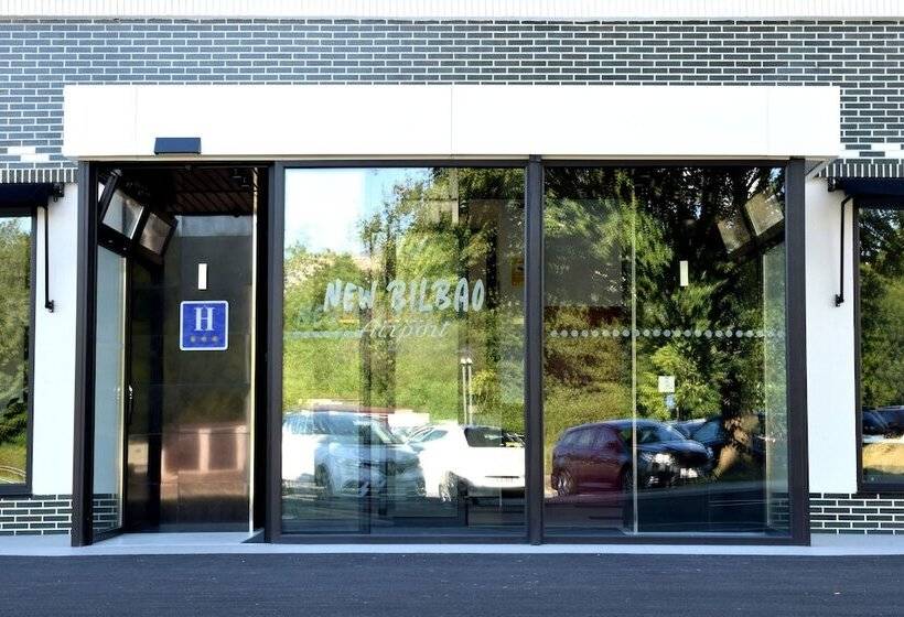 בית מלון כפרי New Bilbao Airport