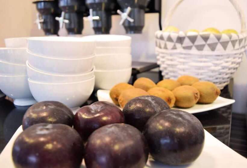 בית מלון כפרי New Bilbao Airport