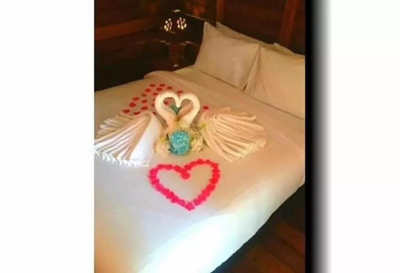 Hotelli New Marjoly Beach & Resort