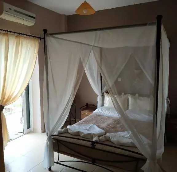 Hôtel Savvas Studios
