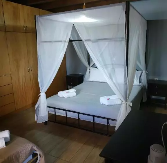 Hôtel Savvas Studios