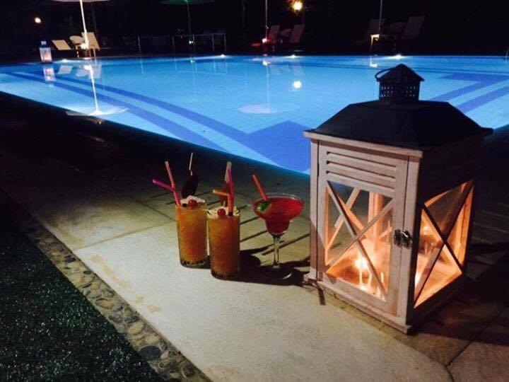 فندق Stomio Villague