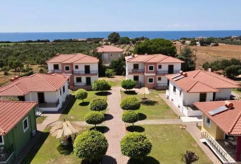 ホテル Stomio Villague