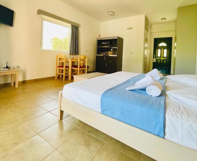 فندق Stomio Villague