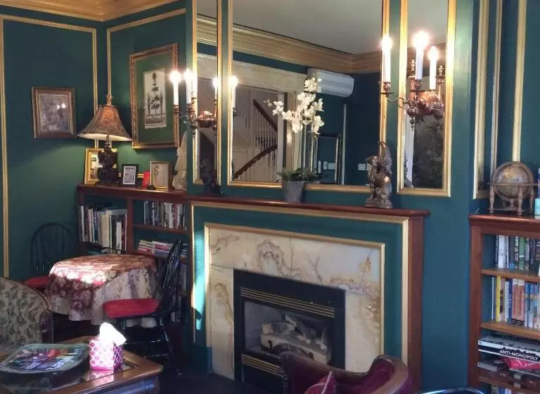 ホテル The Gryphon House