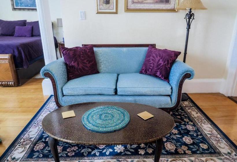 فندق The Gryphon House