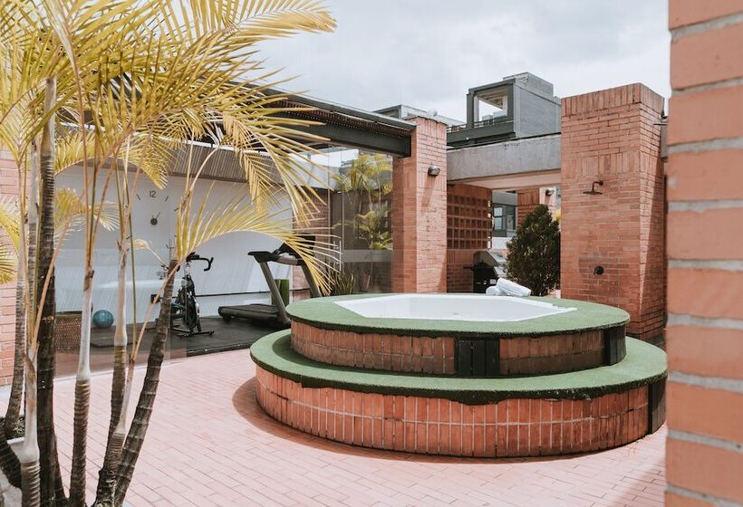 בית מלון כפרי Travelers Orange Suites