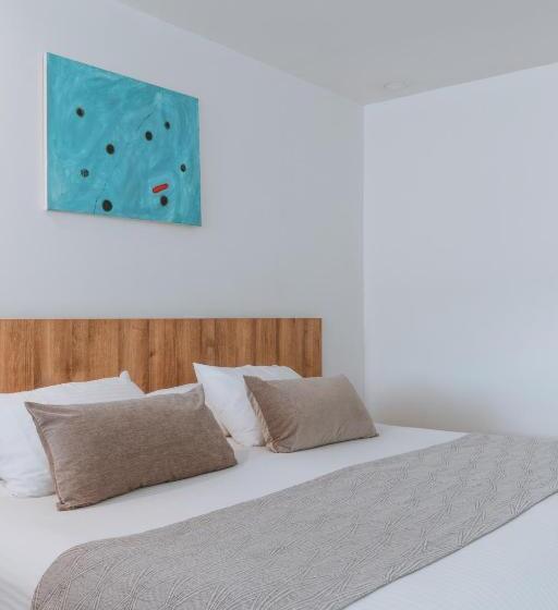 בית מלון כפרי Travelers Orange Suites