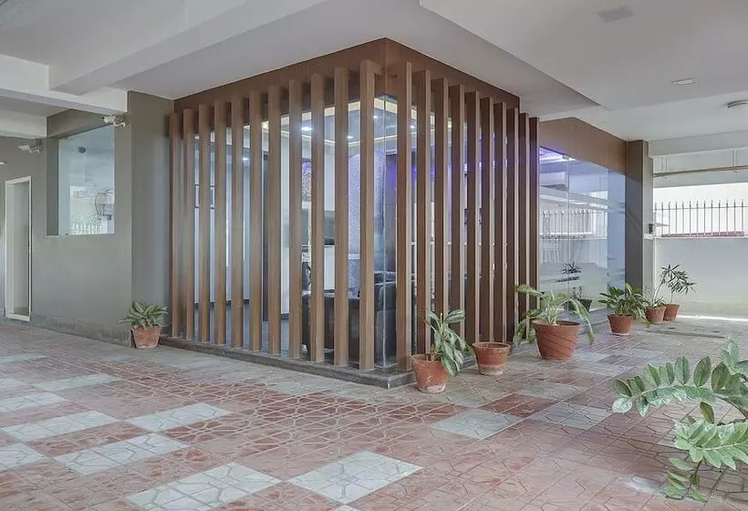 هتل Treebo Rithikha Inn Elite Chennai Trade Centre