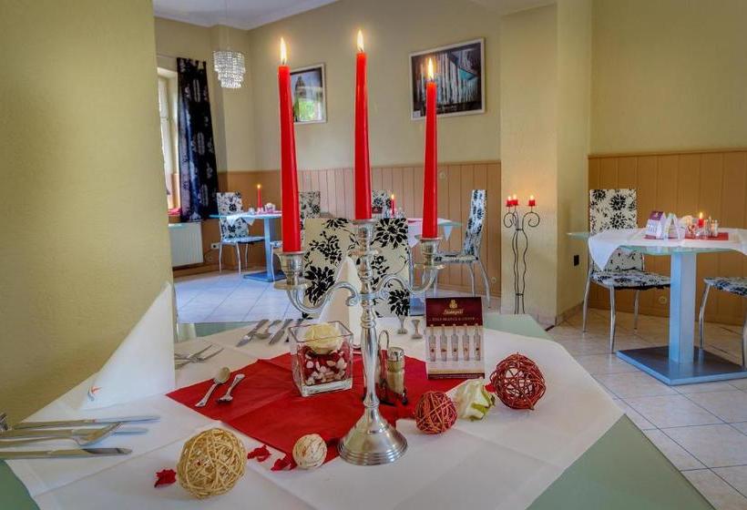 هتل Dübener Heide