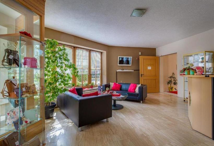 هتل Dübener Heide