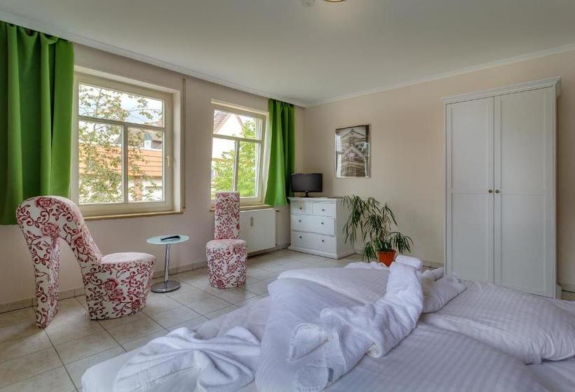 هتل Dübener Heide