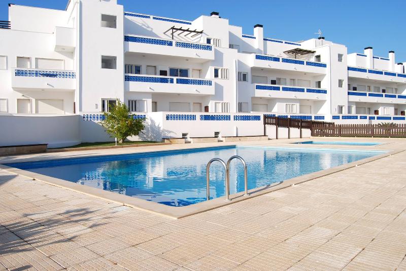 Açoteias Do Barril Residences