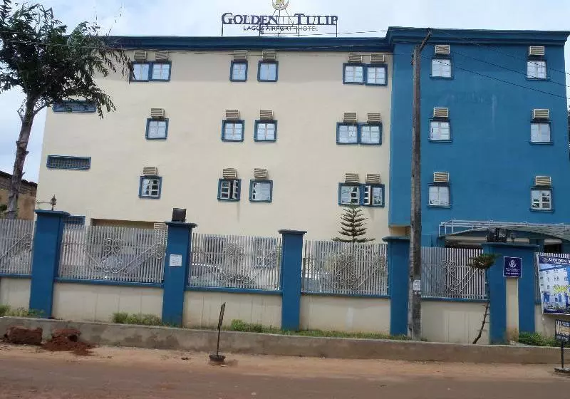 هتل Golden Tulip Lagos Airport