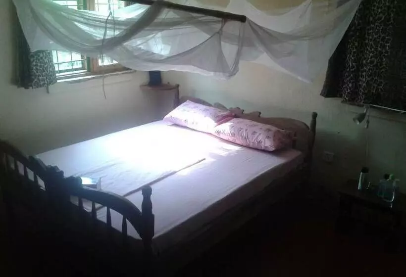 هتل Home Sweet Home