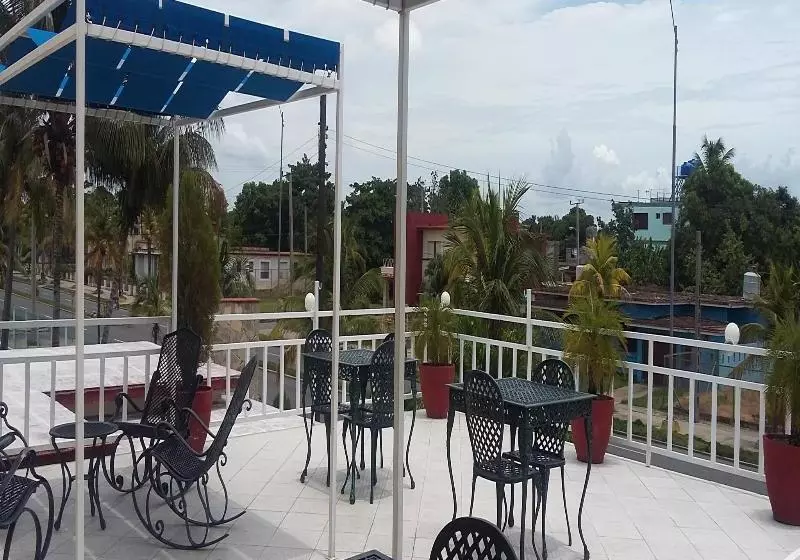 هتل Hostal Nautico