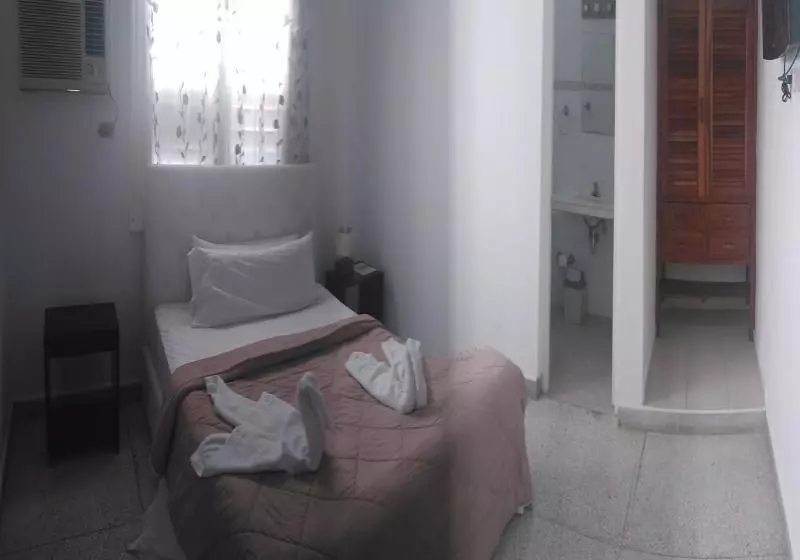 هتل Hostal Nautico