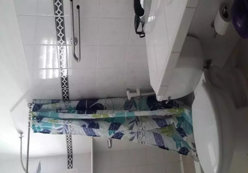 هتل Hostal Nautico