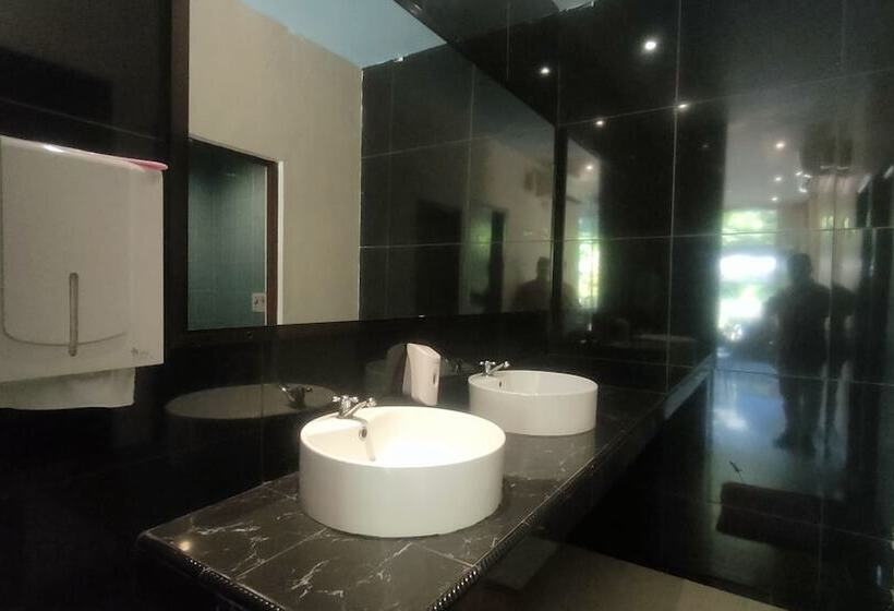 Os Hotel Batu Aji Batam