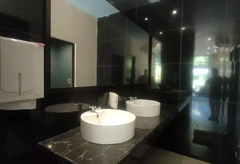 Os Hotel Batu Aji Batam