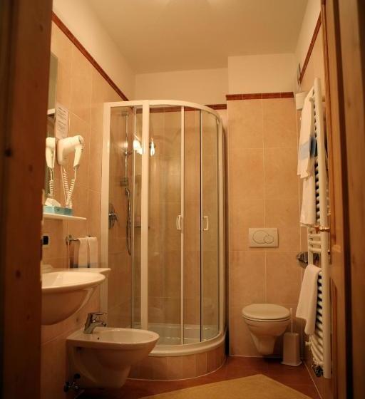 هتل Residence Riposo