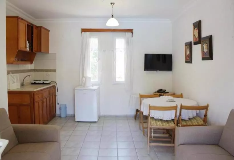 Toloman Bitezpark Apartments