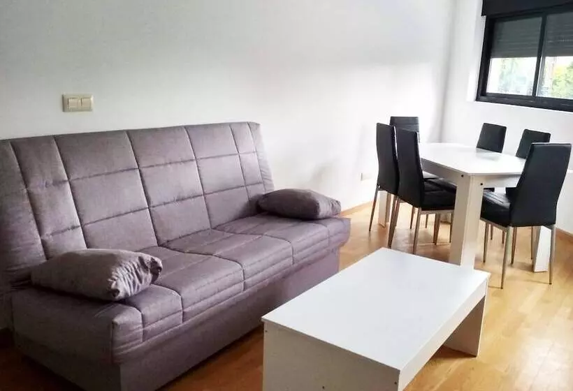 Apartamentos Ares Centro 3000