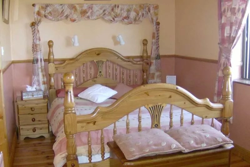 Beenoskee B&b