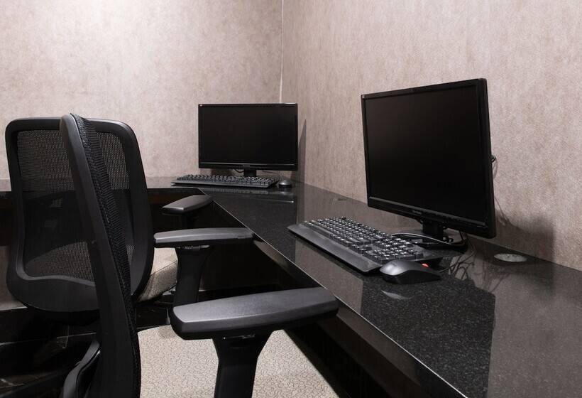 Aliz Hotel Times Square