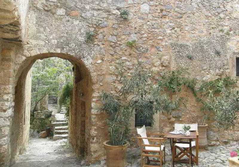 Hotelli Alkmini Monemvasia Castle House