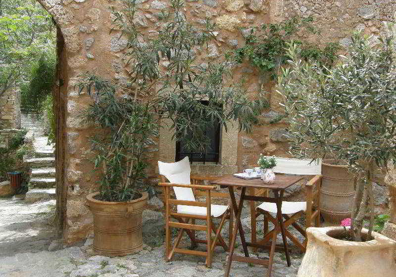 فندق Alkmini Monemvasia Castle House