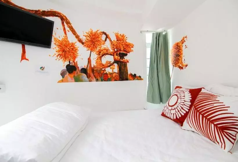 هتل Eloginn   Fest @ Lucky House