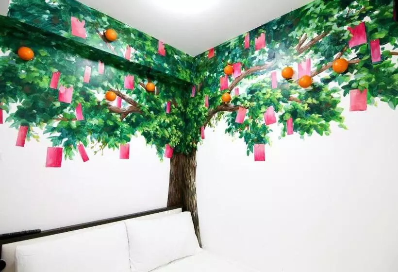 هتل Eloginn   Fest @ Lucky House