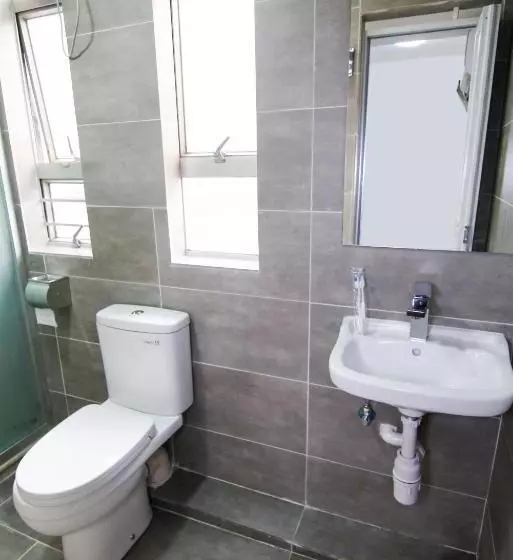 هتل Eloginn   Fest @ Lucky House